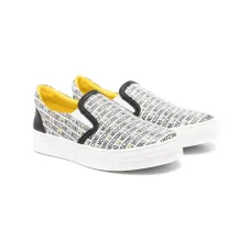 Кеды с логотипом