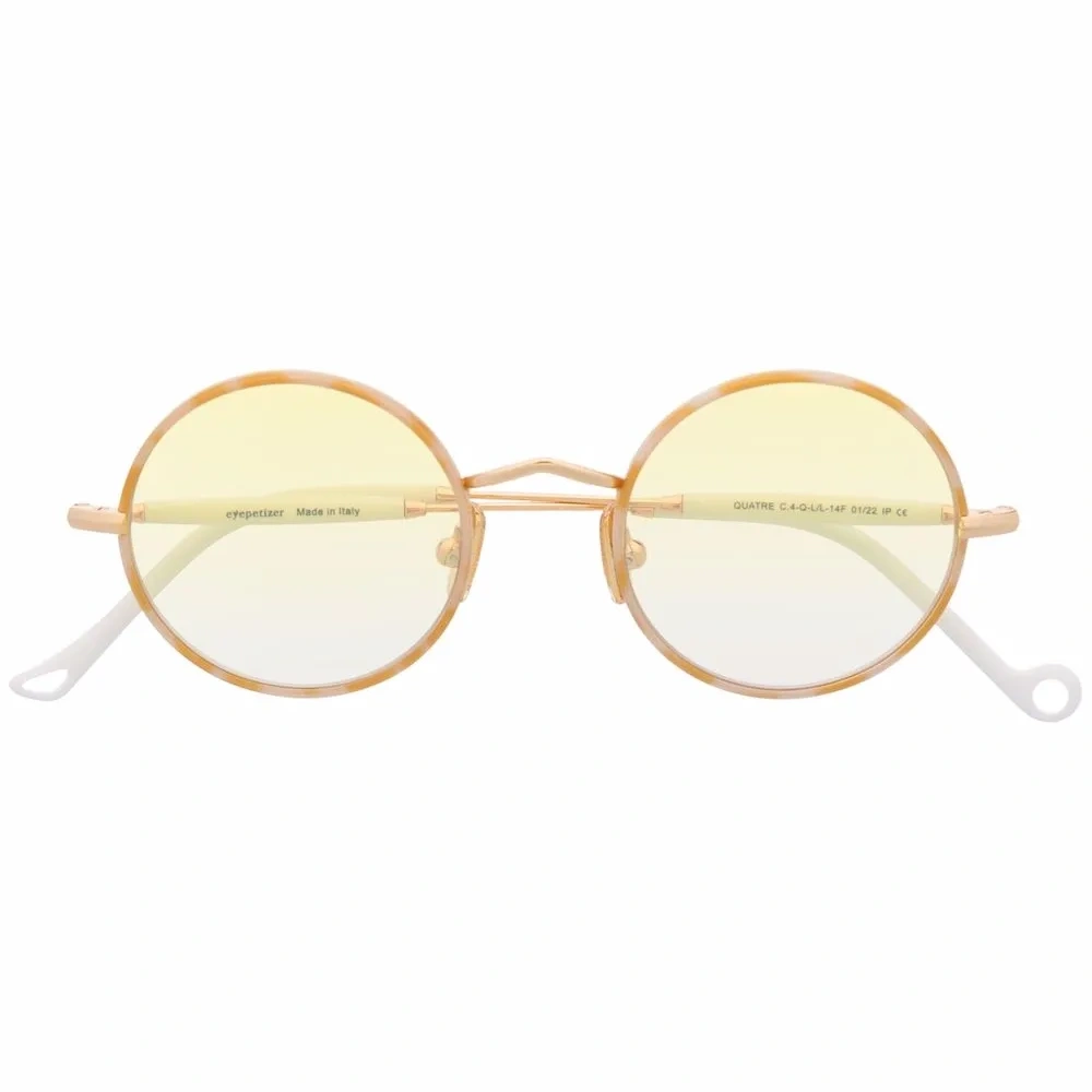 Солнцезащитные очки в круглой оправе