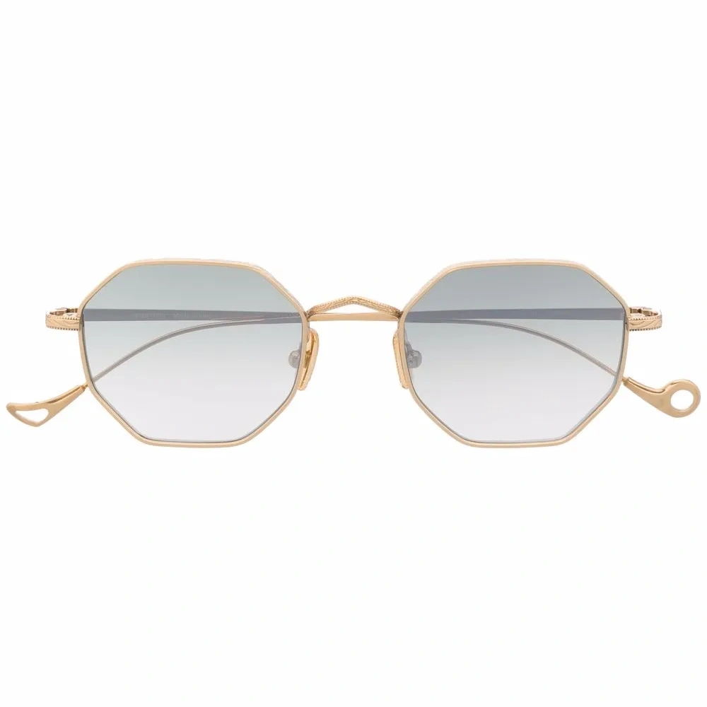 Солнцезащитные очки в геометричной оправе