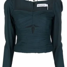 Креповый топ с вырезами