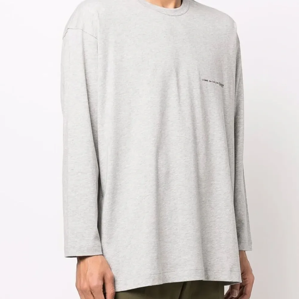 Футболка с длинными рукавами и логотипом