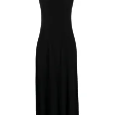 Длинное бархатное платье без рукавов