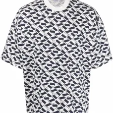 Футболка с графичным принтом