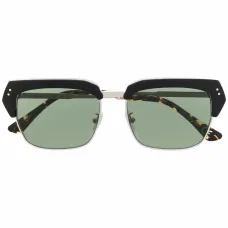 Солнцезащитные очки с тисненым логотипом Солнцезащитные очки с тисненым логотипом