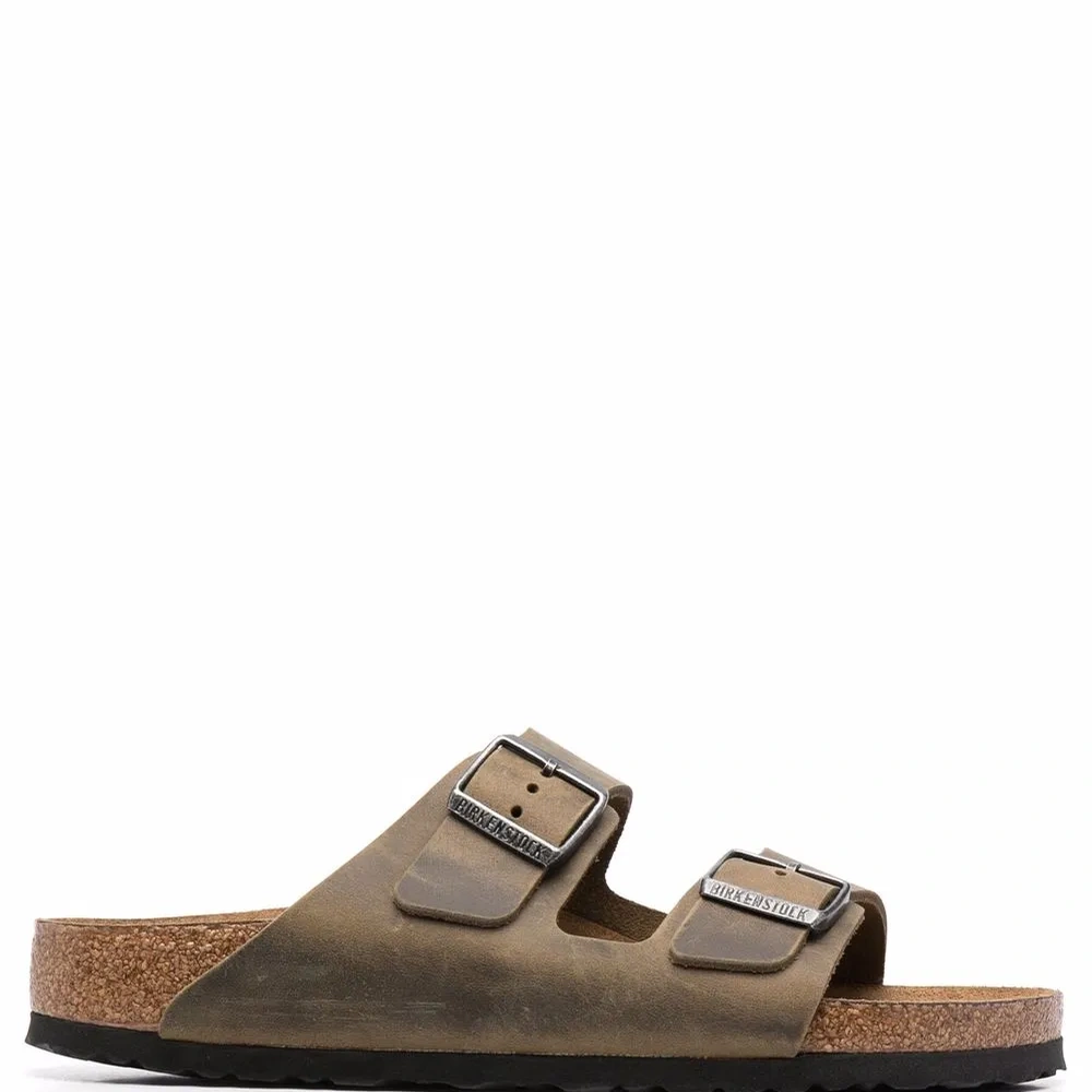 Сандалии Arizona с пряжками