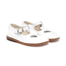 Туфли с вырезами