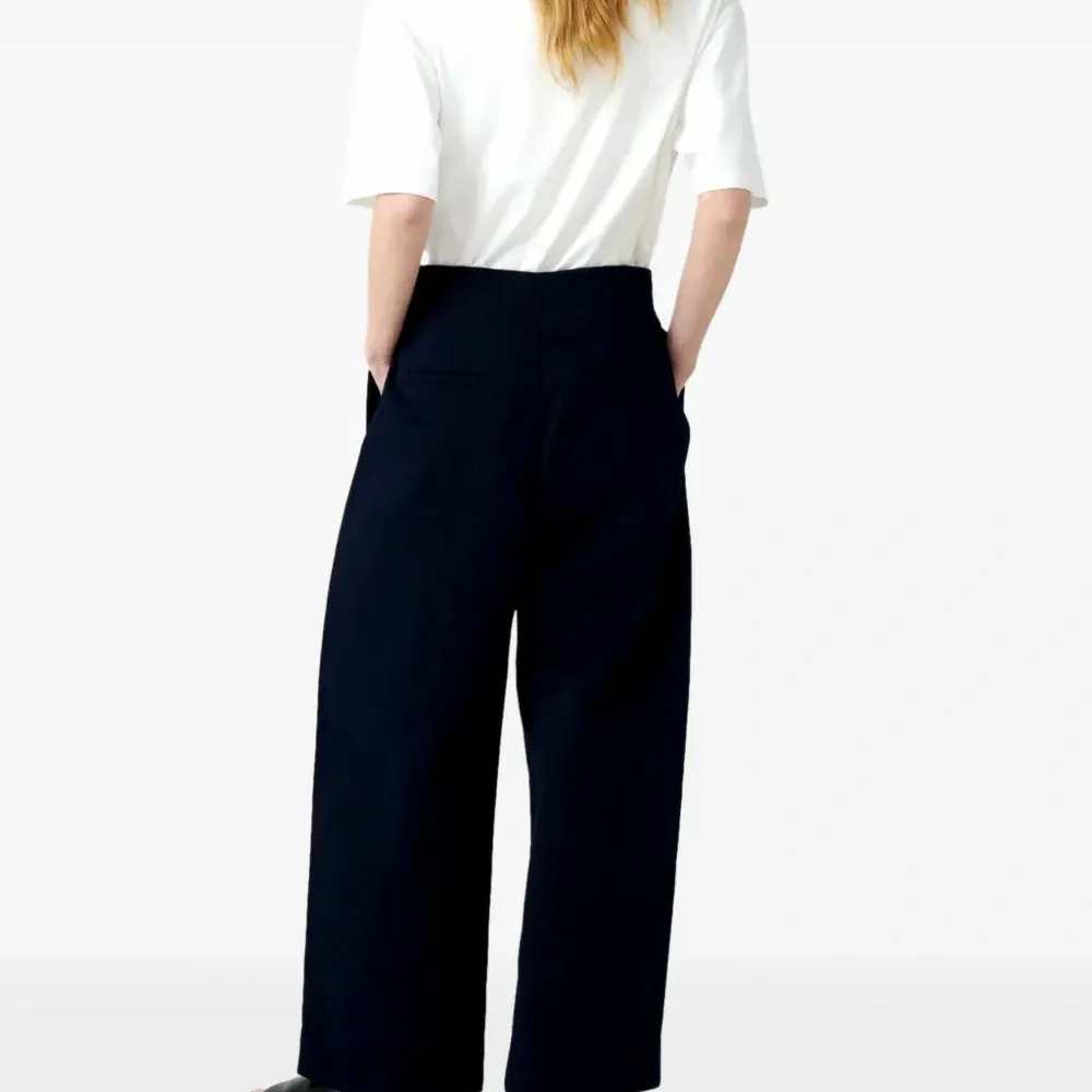 Футболка с круглым вырезом