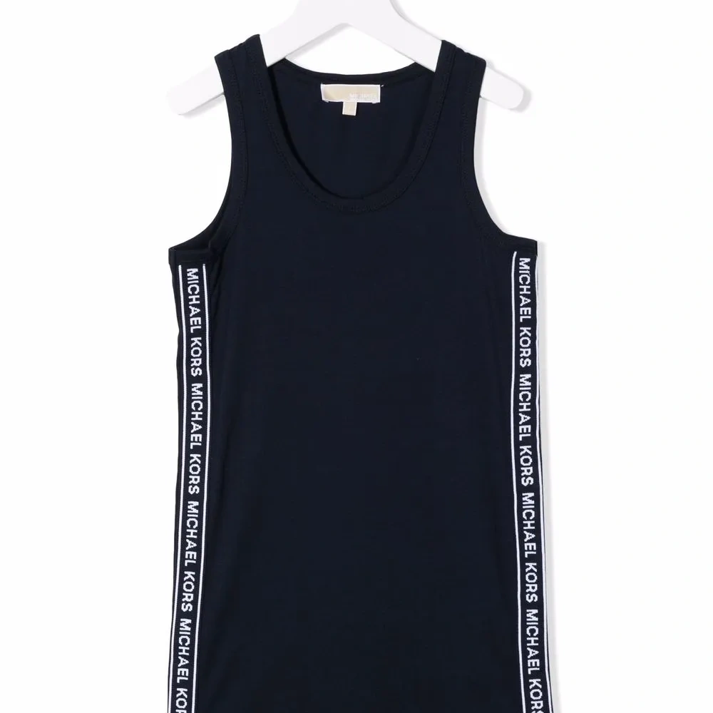 Платье с логотипом