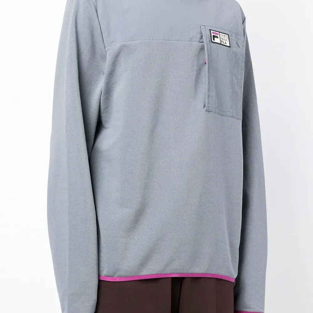 Толстовка с круглым вырезом