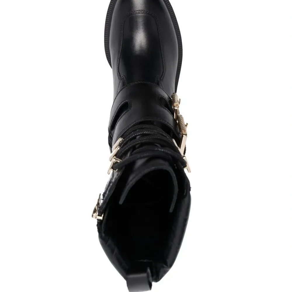 Ботинки с пряжками