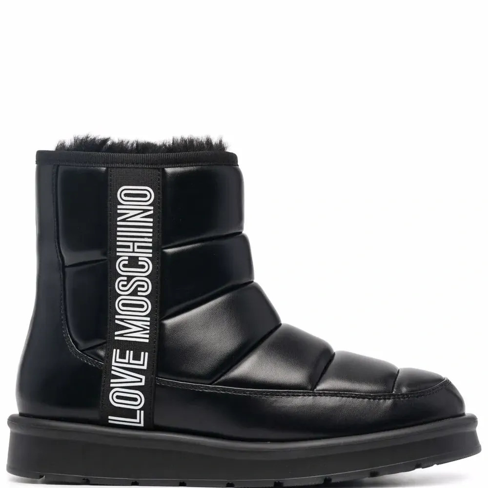 Массивные ботинки с логотипом