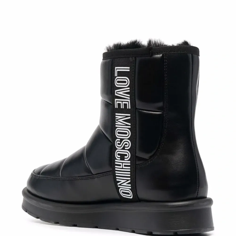 Массивные ботинки с логотипом