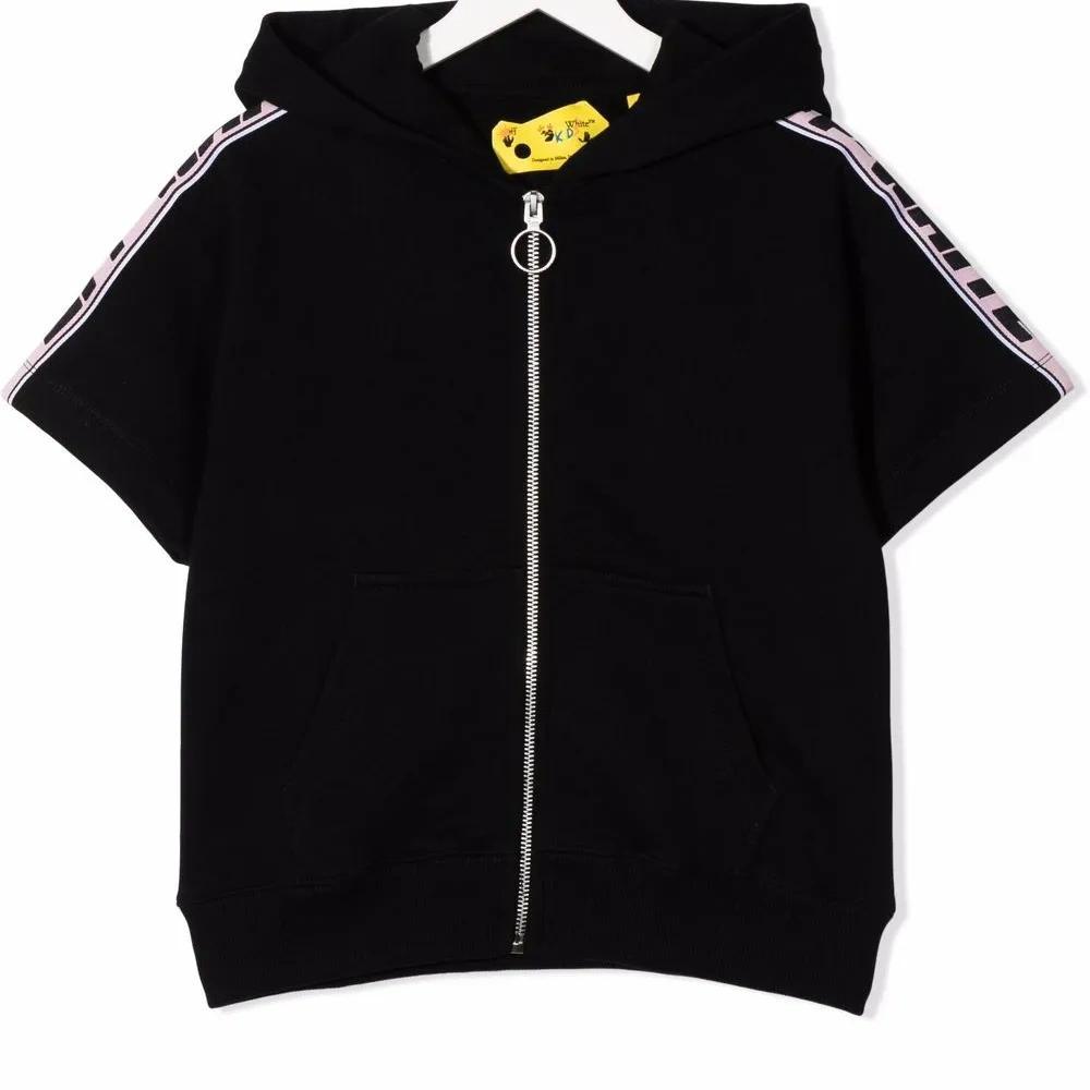 Худи с короткими рукавами и логотипом