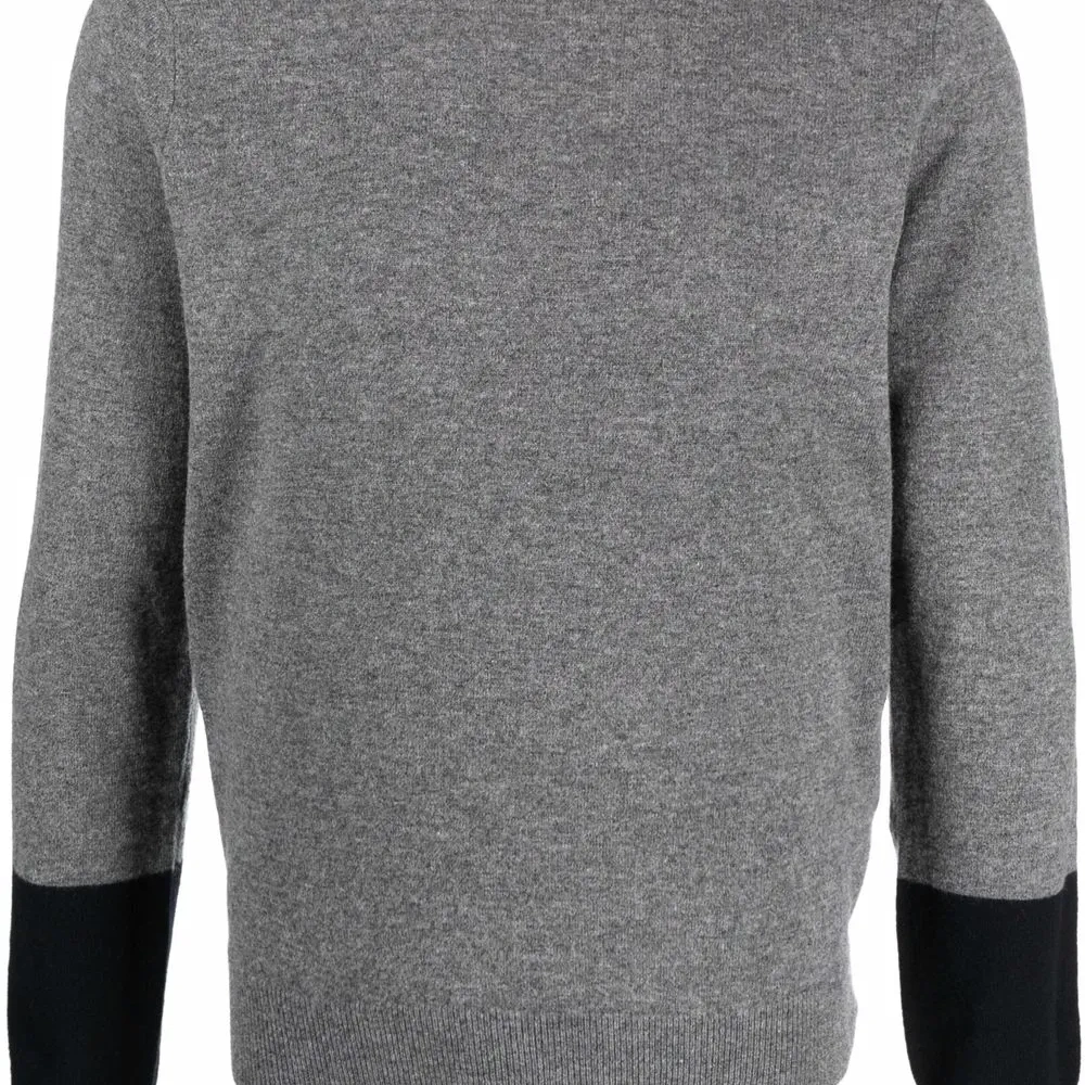 Шерстяной джемпер в двух тонах