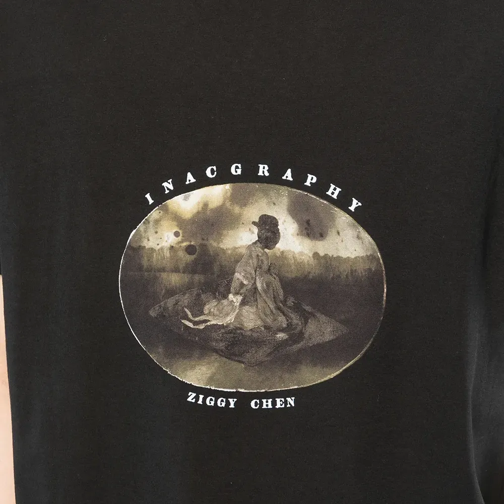 Футболка с графичным принтом