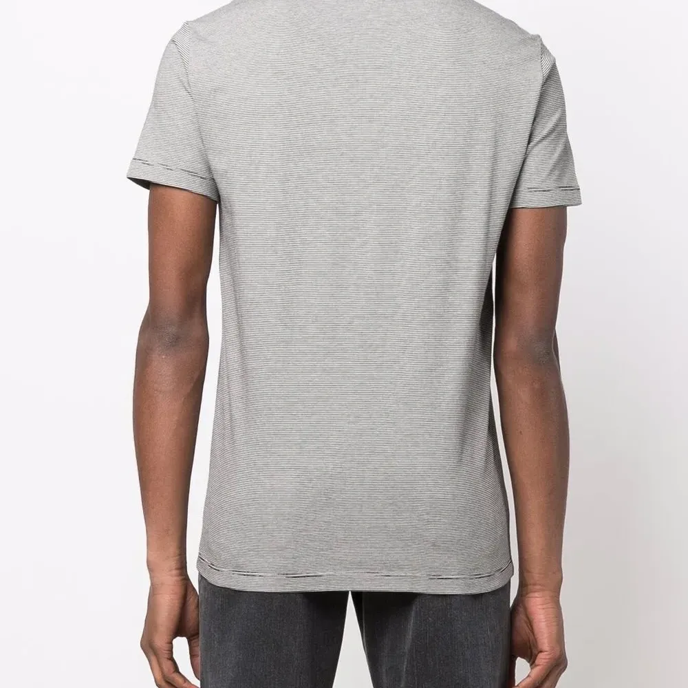 Футболка в полоску