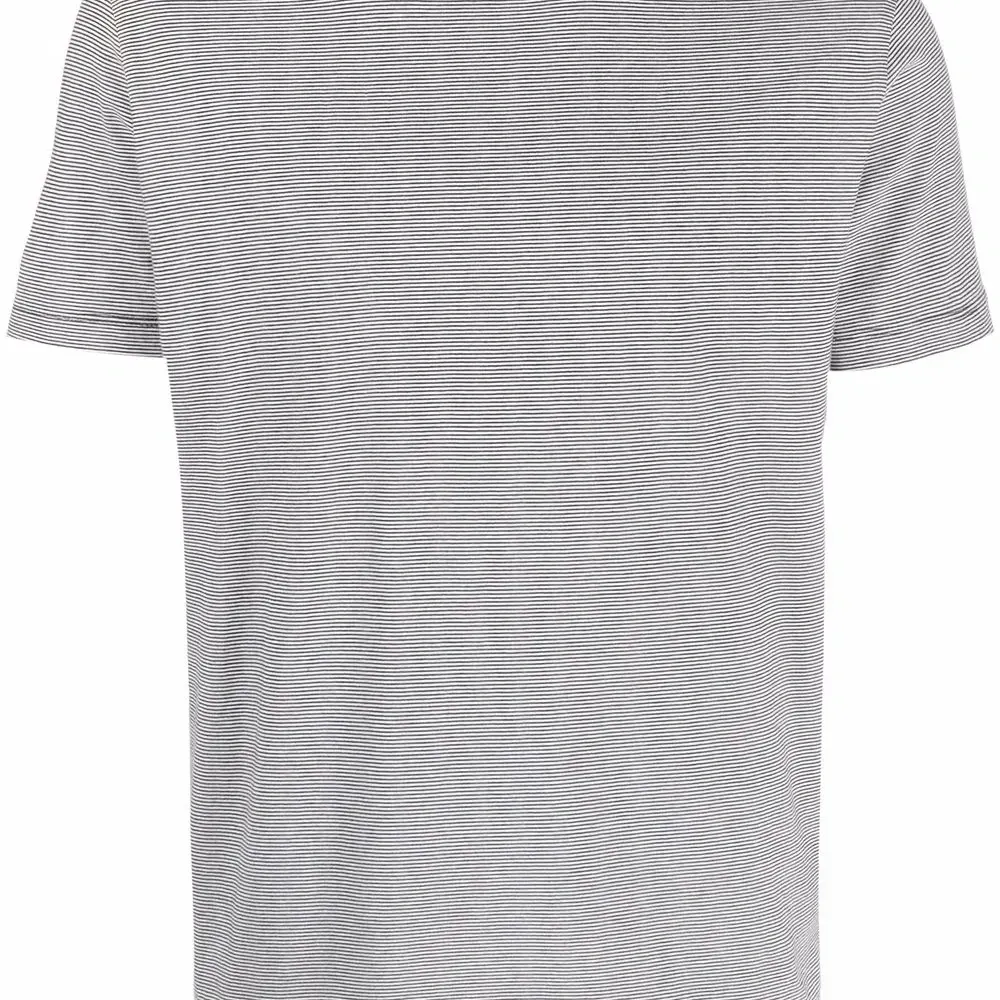 Футболка в полоску