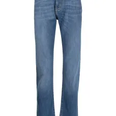 Прямые джинсы