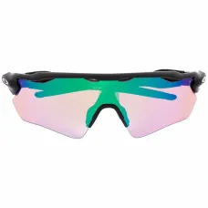 Солнцезащитные очки в массивной оправе