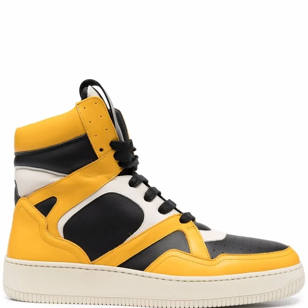 Кроссовки в стиле колор-блок