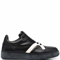 Кроссовки в двух тонах