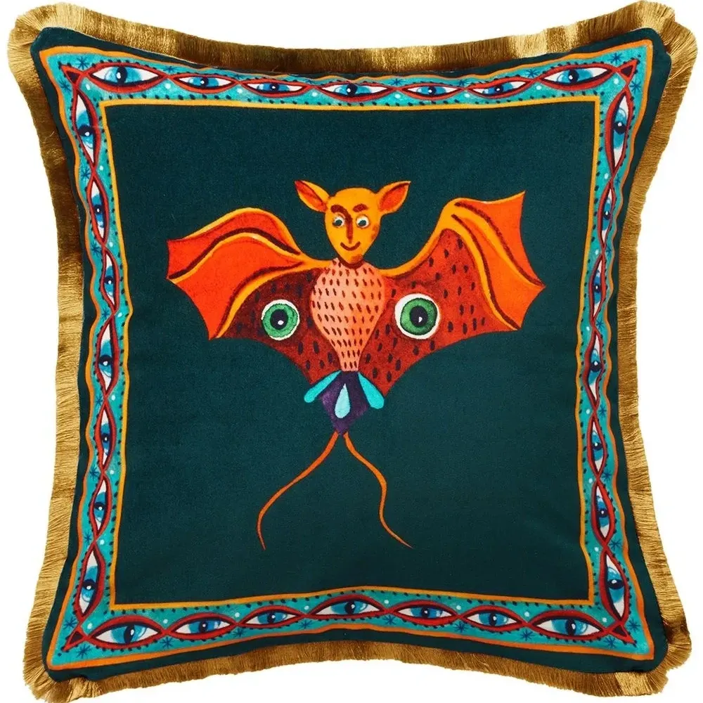 Бархатная подушка Bat