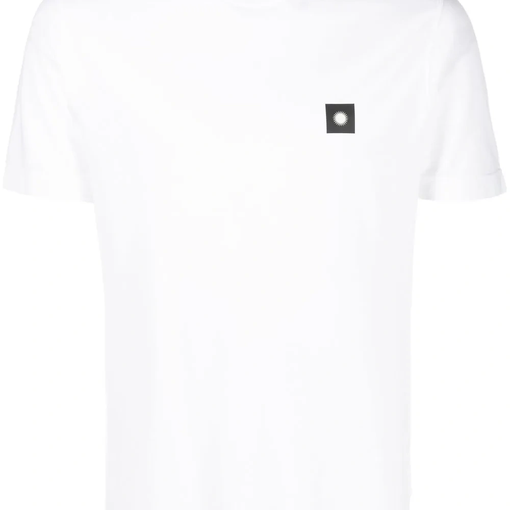 Футболка с нашивкой-логотипом