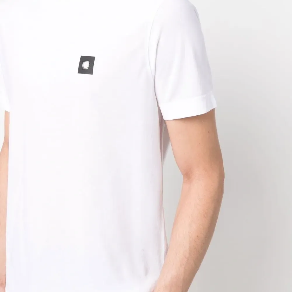 Футболка с нашивкой-логотипом