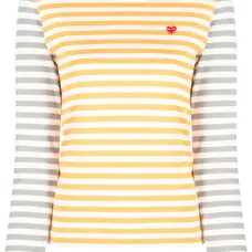 Футболка в полоску с нашивкой-логотипом