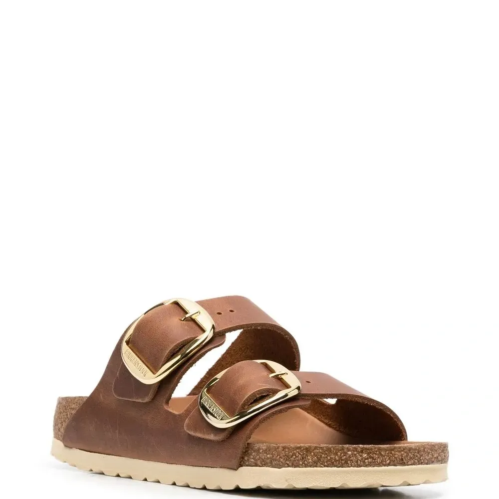 Сандалии с ремешками