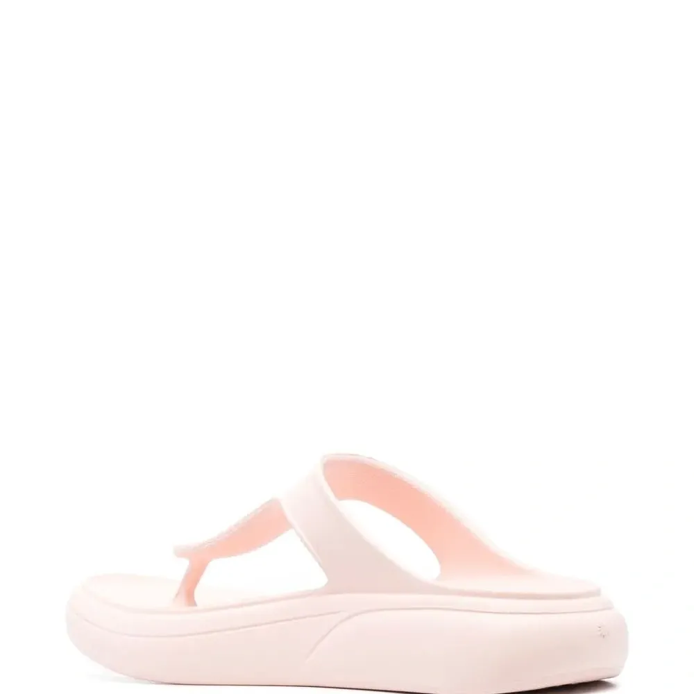 Сандалии с открытым носком