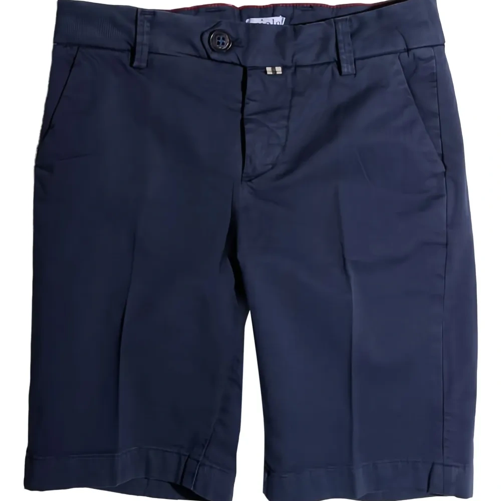 Шорты с пуговицами