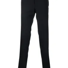 Зауженные брюки строгого кроя