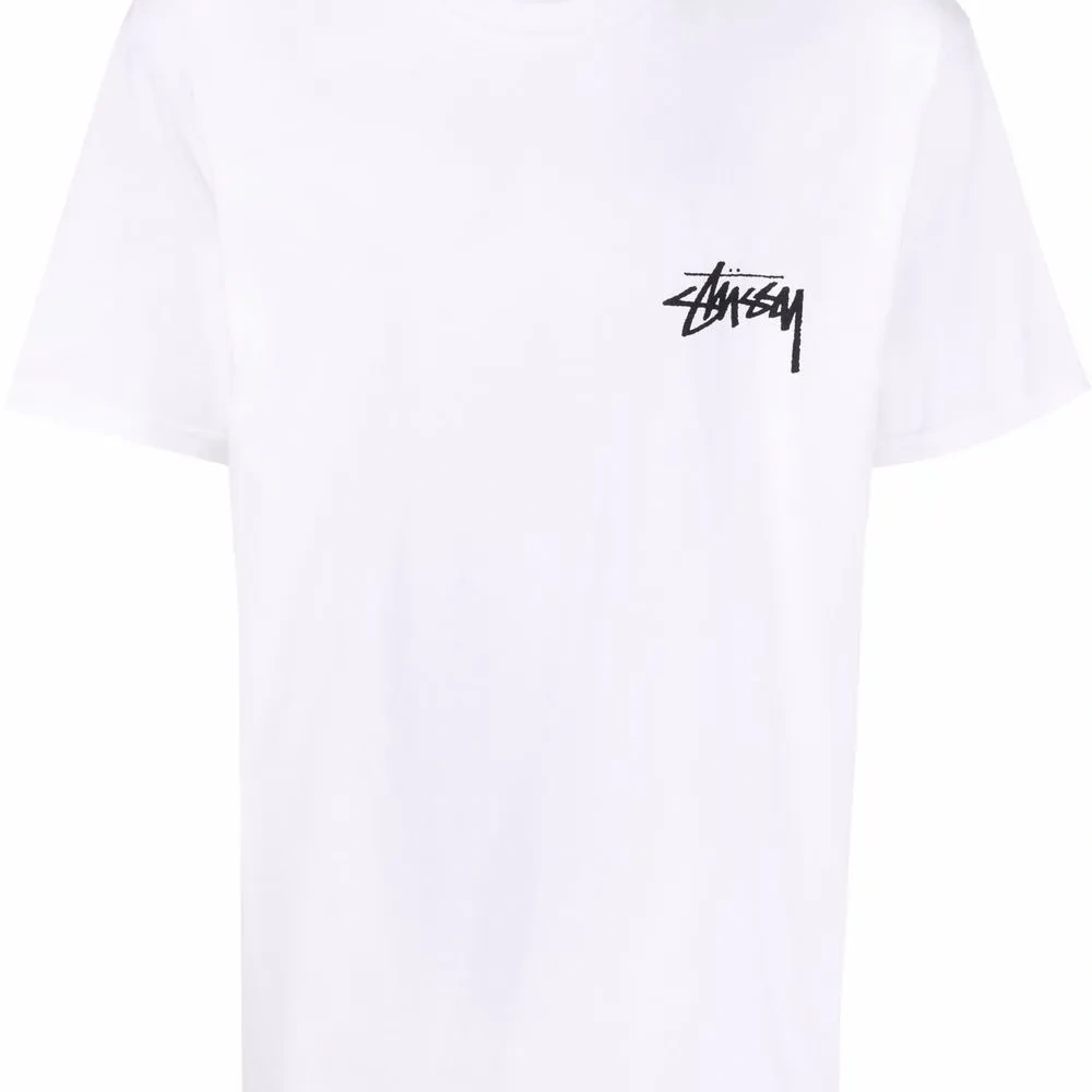 Футболка с логотипом