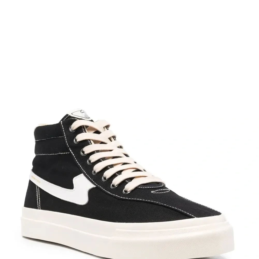 высокие кеды