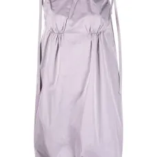 Платье-трапеция с V-образным вырезом на спине