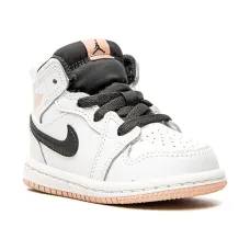 Кроссовки Jordan 1 Mid Кроссовки Jordan 1 Mid
