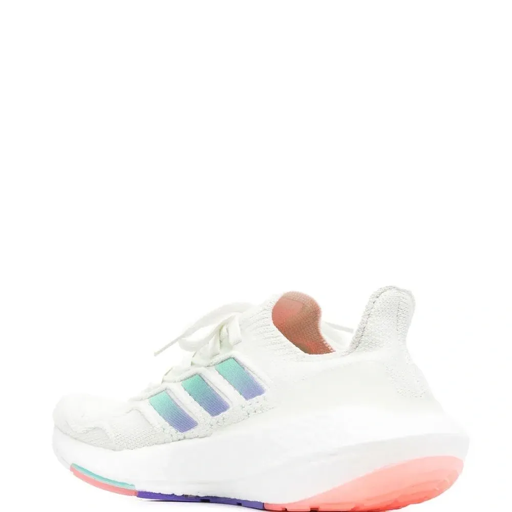 Кроссовки Ultraboost 22 HEAT.RDY