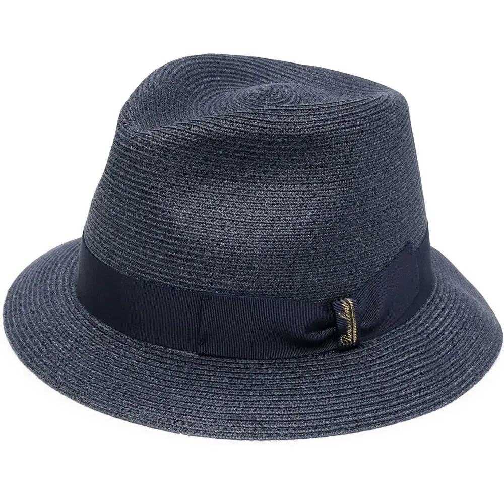 Плетеная шляпа