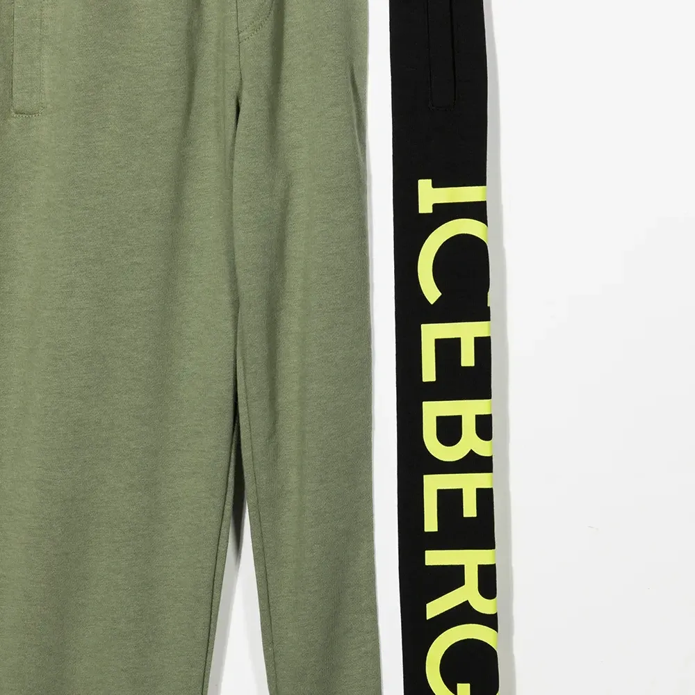 Спортивные брюки с логотипом