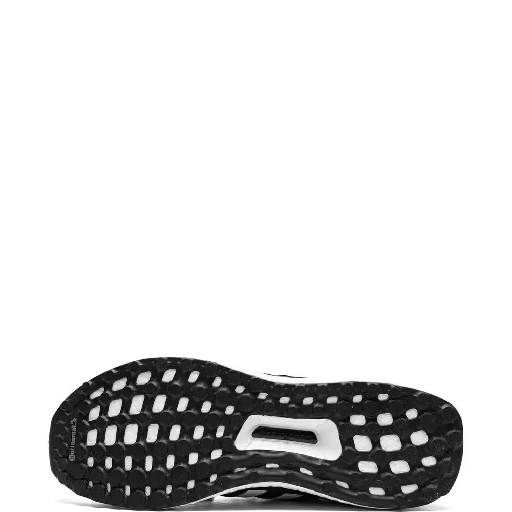 Кроссовки Ultraboost DNA из коллаборации с Markimekko