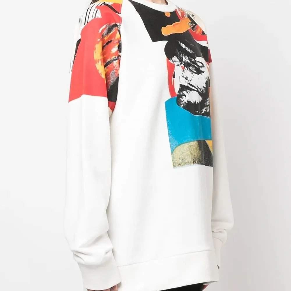 Толстовка с графичным принтом