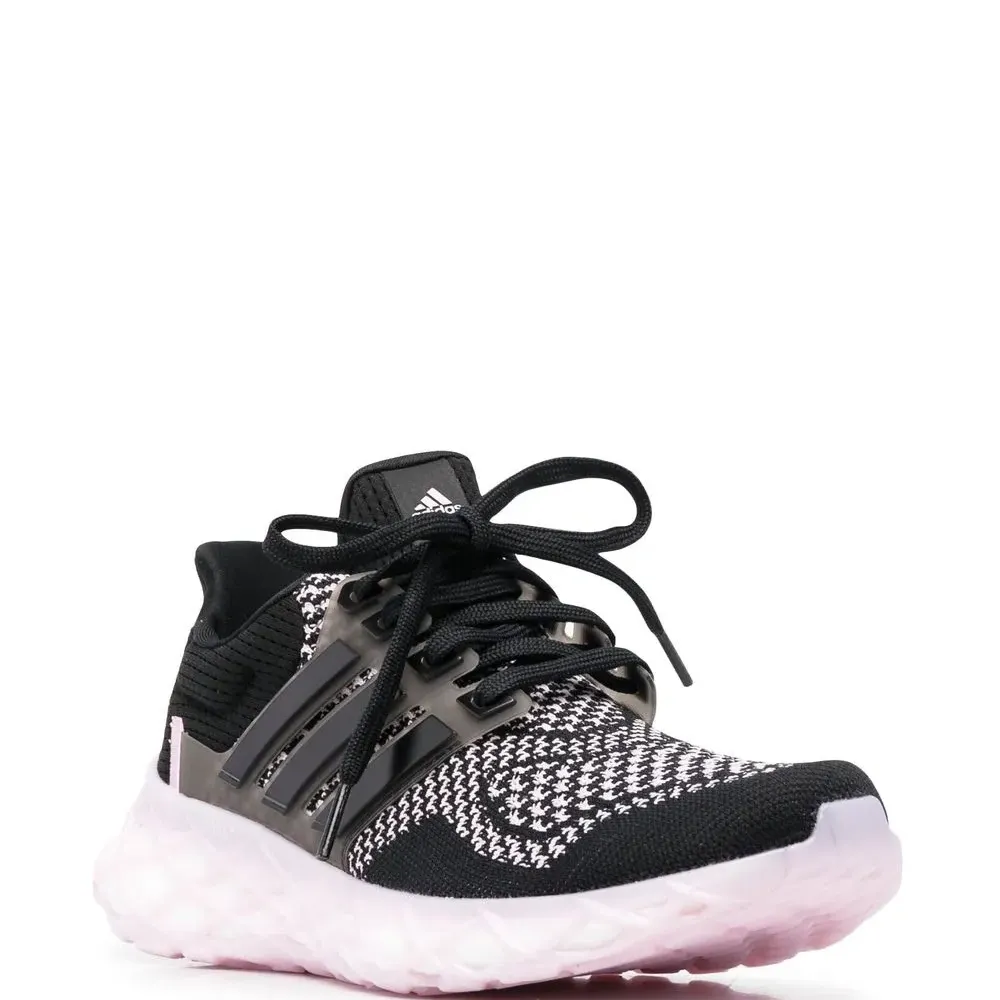 Кроссовки Ultralight Web DNA