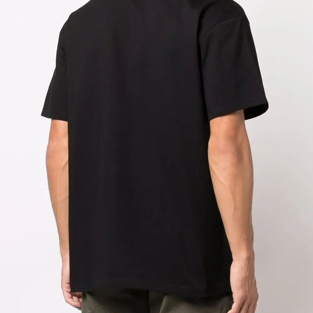 Футболка с вышитым логотипом