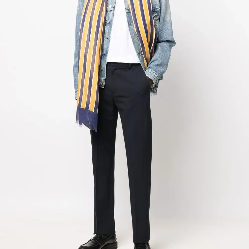 Льняной шарф в полоску