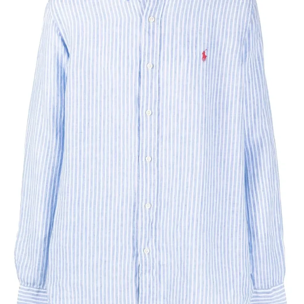 полосатая рубашка на пуговицах