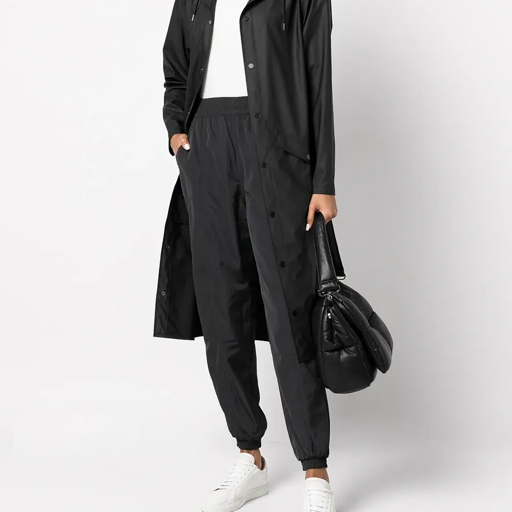 Плащ Longer с капюшоном и кулиской Плащ Longer с капюшоном и кулиской