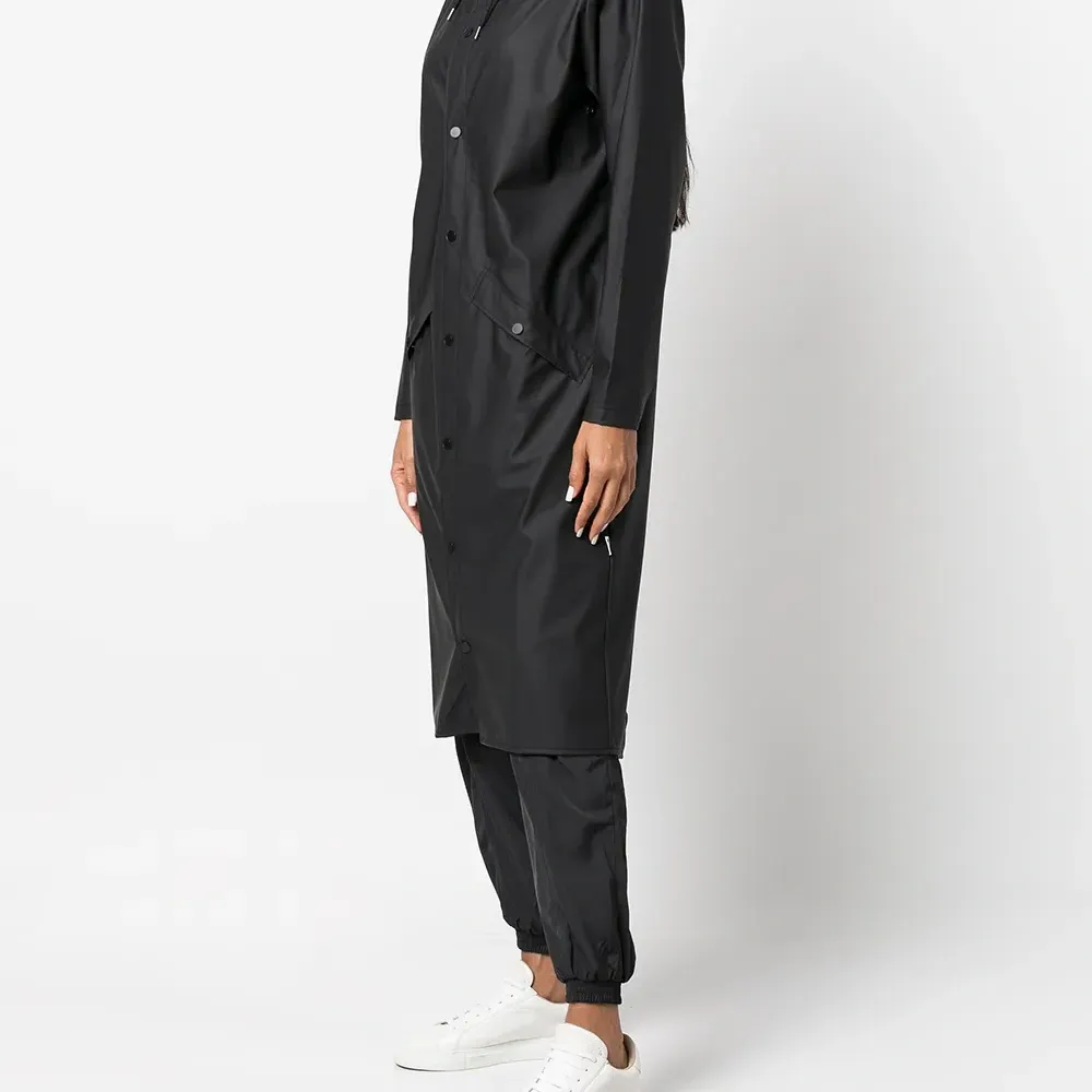 Плащ Longer с капюшоном и кулиской Плащ Longer с капюшоном и кулиской