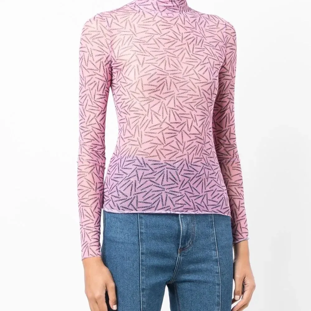 Полупрозрачный топ с логотипом