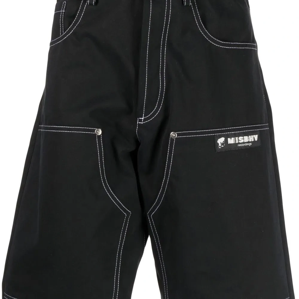 Шорты прямого кроя с контрастной строчкой